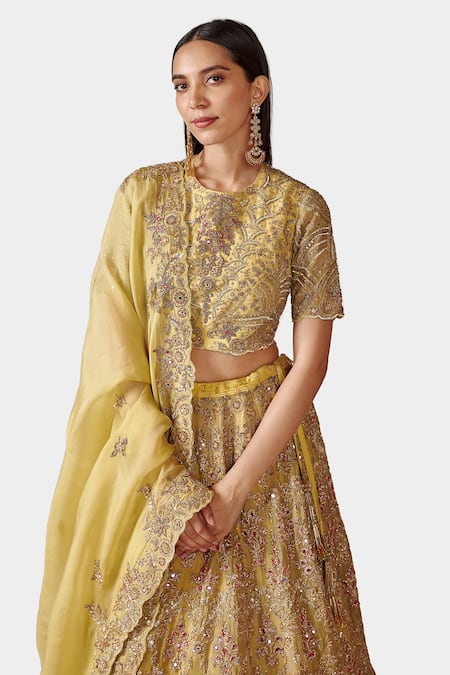 Buy Swati Narula Yellow Organza Floral Motifs Round Nazam Embroidered Bridal Lehenga Set Online at Aza Fashions Buy_Swati Narula_Yellow Organza Floral Motifs Round Nazam Embroidered Bridal Lehenga Set _Online_at_Aza_Fashions