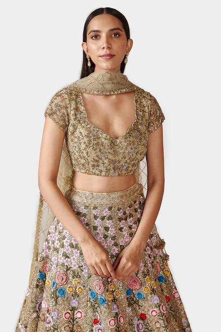 Buy Swati Narula Green Organza And Net Sequin, Zardozi & Siddra Embroidered Bridal Lehenga Set Online at Aza Fashions Buy_Swati Narula_Green Organza And Net Sequin, Zardozi & Siddra Embroidered Bridal Lehenga Set _Online_at_Aza_Fashions