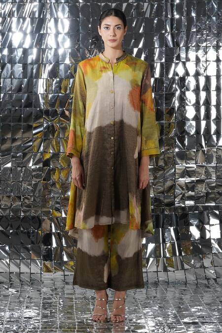 Buy Yavi Multi Color Cotton Tissue Abstract Mandarin Collar Cupid Printed Tunic at Aza Fashions Buy_Yavi_Multi Color Cotton Tissue Abstract Mandarin Collar Cupid Printed Tunic_at_Aza_Fashions