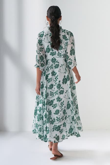 Shop Negra Elegante Green Cotton Silk Floral Mandarin Collar Lovestruck Print Dress at Aza Fashions Shop_Negra Elegante_Green Cotton Silk Floral Mandarin Collar Lovestruck Print Dress _at_Aza_Fashions