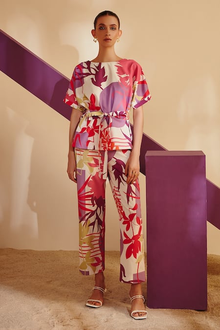 Buy Zosia White Luxury Crepe Floral Motifs Straight Botanical Print Top And Pant Set Online at Aza Fashions Buy_Zosia_White Luxury Crepe Floral Motifs Straight Botanical Print Top And Pant Set_Online_at_Aza_Fashions