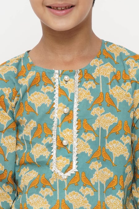 Little Bansi_Blue Cotton Pearls Bird Print Kurta Set _at_Aza_Fashions