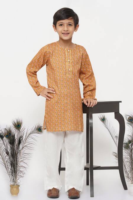 Buy_Little Bansi_Orange , Satin Pearls, Gota Patti Floral Print Kurta Set _Online_at_Aza_Fashions