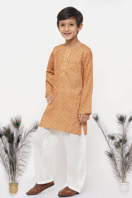 Shop_Little Bansi_Orange , Satin Pearls, Gota Patti Floral Print Kurta Set _Online_at_Aza_Fashions