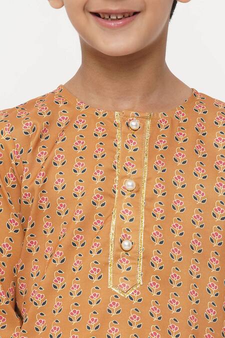 Little Bansi_Orange , Satin Pearls, Gota Patti Floral Print Kurta Set _at_Aza_Fashions