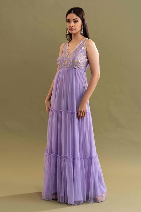 Buy_Kavitha Gutta_Blue Net Floral V Neck Niara Tiered Anarkali _Online_at_Aza_Fashions