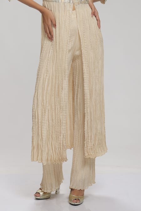 Chhaya Mehrotra_Cream Kurta Banarasi Brocade, Pant Crushed Habutai Silk Floral Round And Set _Online_at_Aza_Fashions