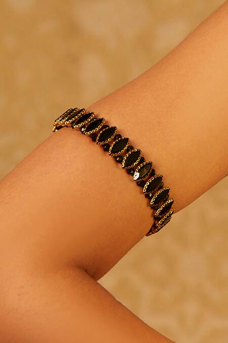 Shop Tarun Tahiliani Black Stone Crystal Embellished Bajubandh at Aza Fashions Shop_Tarun Tahiliani_Black Stone Crystal Embellished Bajubandh_at_Aza_Fashions