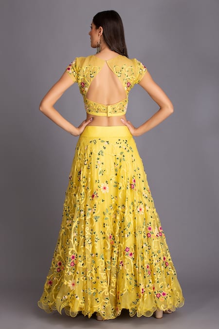 Shop House Of Tushaom Yellow Organza Cutdana And Thread, Floral Print, Sequin Round Embroidered Lehenga at Aza Fashions Shop_House Of Tushaom_Yellow Organza Cutdana And Thread, Floral Print, Sequin Round Embroidered Lehenga _at_Aza_Fashions