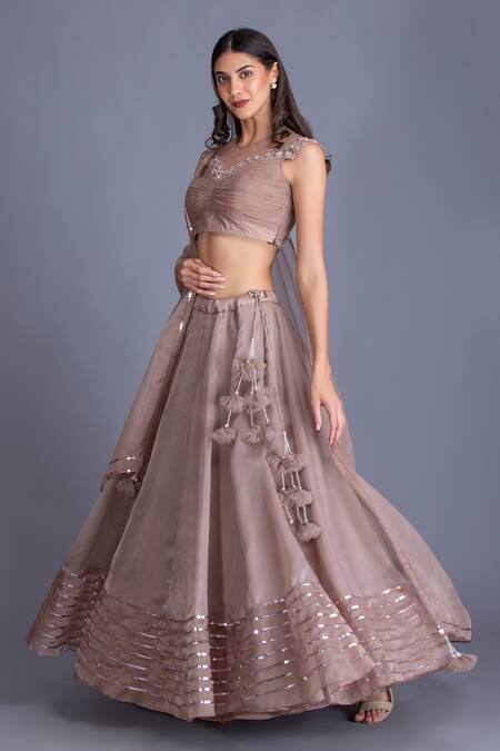 Shop House Of Tushaom Gold Silk Organza Beads And Cutdana, Sequin Round Embroidered Lehenga Set Online at Aza Fashions Shop_House Of Tushaom_Gold Silk Organza Beads And Cutdana, Sequin Round Embroidered Lehenga Set _Online_at_Aza_Fashions