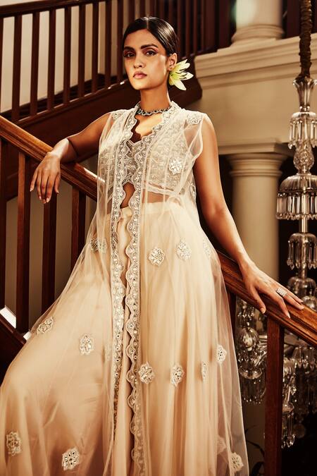 Buy_Awigna_Ivory Blouse, Cape- Net With Crepe Lining, Palazzo- Aria Embroidered And Set_Online_at_Aza_Fashions