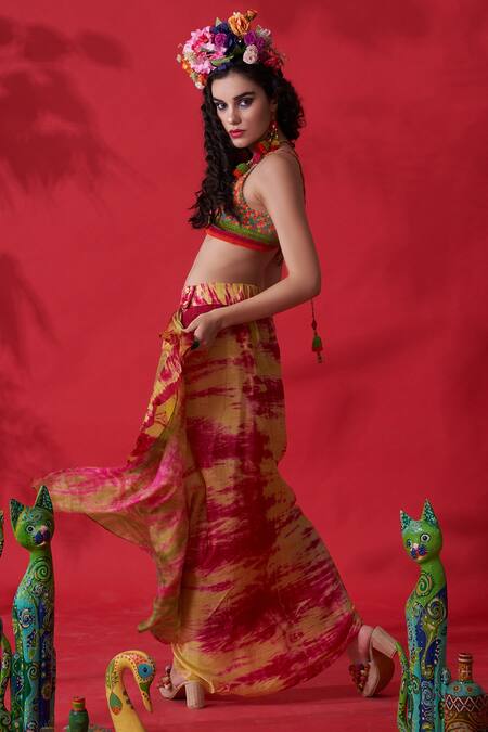 Shop_CAPISVIRLEO_Green Crochet V Neck Biki Bralette_Online_at_Aza_Fashions