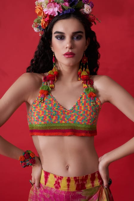 CAPISVIRLEO_Green Crochet V Neck Biki Bralette_at_Aza_Fashions