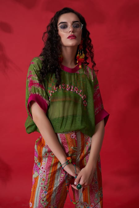 CAPISVIRLEO_Green Habutai Silk Thread And Beads Round Tie Dye Crop Top_at_Aza_Fashions