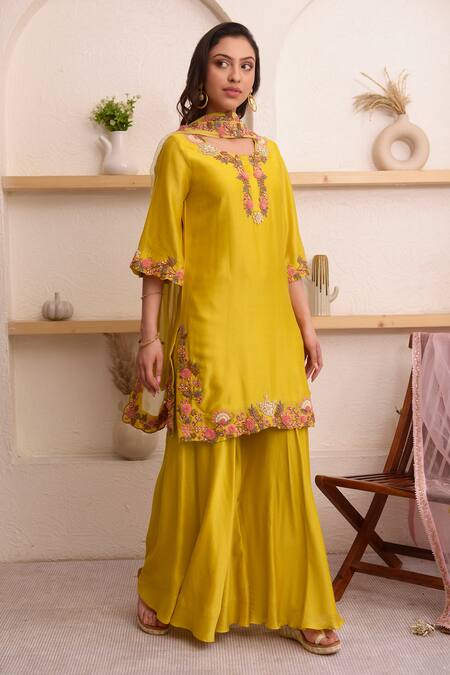 Surabhi Arya_Yellow Organza, Chanderi Floral, Thread Round Kurta Sharara Set_Online_at_Aza_Fashions
