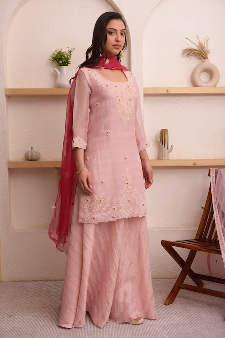 Surabhi Arya_Pink Organza, Tissue Floral, Bead Round Embroidered Kurta Sharara Set _Online_at_Aza_Fashions
