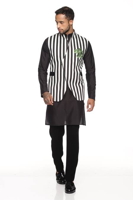 Buy_Paresh Lamba Signatures_Black Silk, Cotton Leaf Asymmetric Bundi And Kurta Set _Online_at_Aza_Fashions