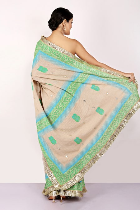 Shop_Anita Kanwal_Green Handloom Jute Geometric, Owl Printed Saree _at_Aza_Fashions