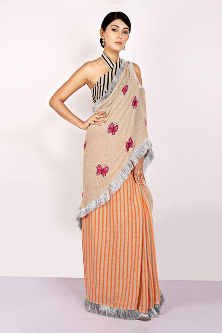 Anita Kanwal_Beige Handloom Jute Butterfly, Stripes Printed Saree _Online_at_Aza_Fashions