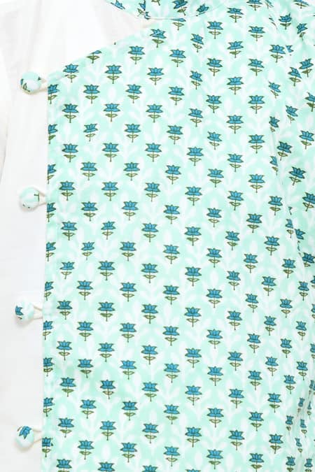 Shop_APRICOTKIDS_Off White , Satin Embroidery Floral Print Kurta Set _Online_at_Aza_Fashions