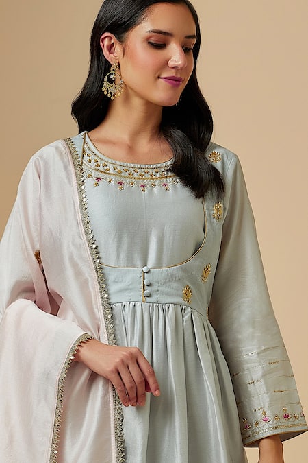 Anantaa By Roohi_Grey Silk Chanderi Floral Round Gathered Kurta _at_Aza_Fashions