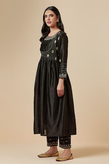 Buy_Anantaa By Roohi_Black Silk Chanderi Floral Round Gathered Kurta _Online_at_Aza_Fashions