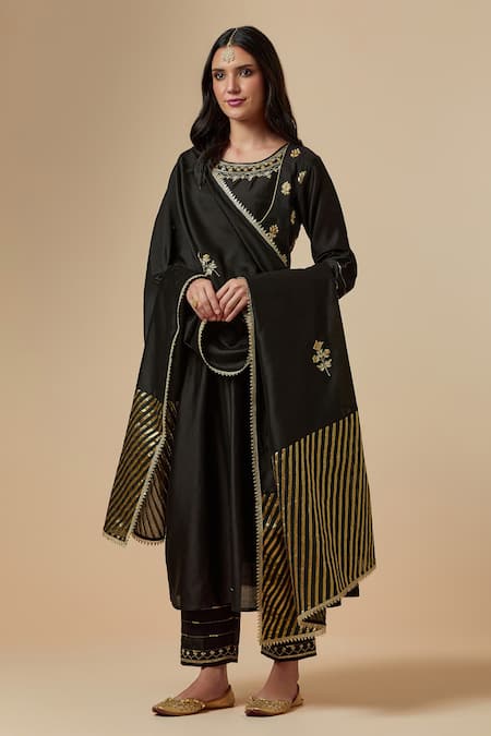 Anantaa by Roohi Silk Chanderi Embroidered Dupatta 