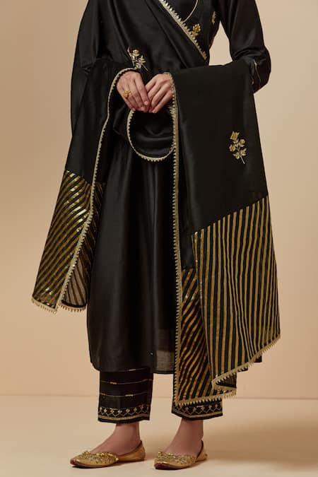 Shop Anantaa By Roohi Black Silk Chanderi Floral Embroidered Dupatta at Aza Fashions Shop_Anantaa By Roohi_Black Silk Chanderi Floral Embroidered Dupatta _at_Aza_Fashions