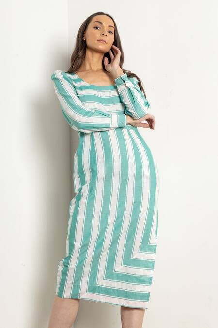 Buy Doodlage Green Upcycled Cotton Scoop Neck Meline Panelled Dress Online at Aza Fashions Buy_Doodlage_Green Upcycled Cotton Scoop Neck Meline Panelled Dress _Online_at_Aza_Fashions