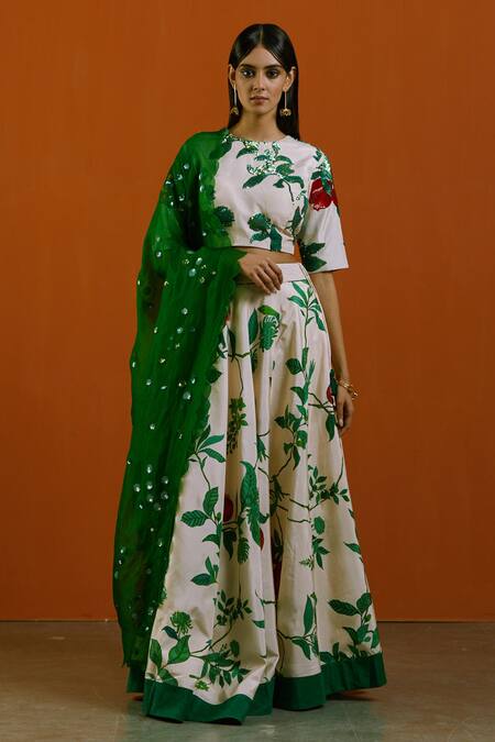 Buy_Label Earthen_Ivory Habutai , Organza Floral Motifs Round Ramri Print Lehnga Set _Online_at_Aza_Fashions