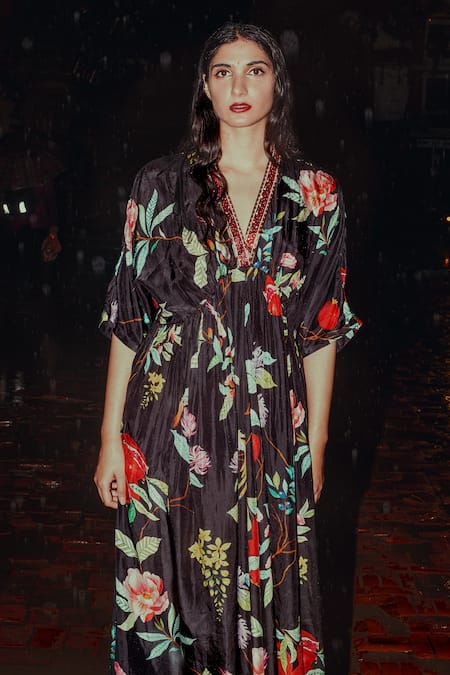 Label Earthen_Black Habutai Silk Floral Motifs V Neck Surmai Printed Kaftan _Online_at_Aza_Fashions