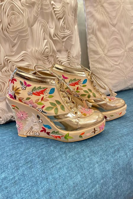 Tiesta Gold Embroidered Sneaker Wedges Online at Aza Fashions Tiesta_Gold Embroidered Sneaker Wedges _Online_at_Aza_Fashions