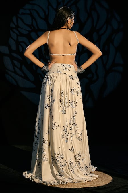 Shop Amka White Satin Silk Azo Free Sustainable Ink Dye Scoop Neck Zurich Lehenga Set at Aza Fashions Shop_Amka_White Satin Silk Azo Free Sustainable Ink Dye Scoop Neck Zurich Lehenga Set _at_Aza_Fashions