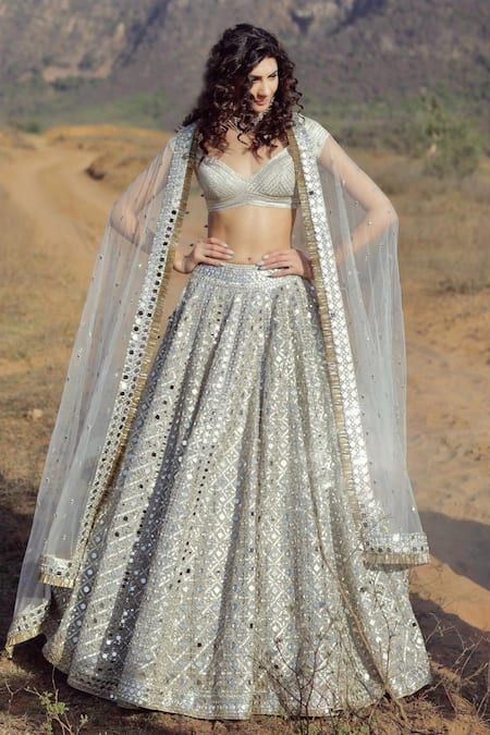 Abhinav Mishra Presents REFLECTIONS – A Couture 2023 Extravaganza |  Weddingplz