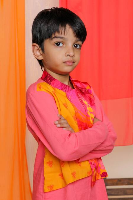 Shop_Miko Lolo_Pink Cotton Floral And Leaf Nargis Kurta & Jacket Set_Online_at_Aza_Fashions