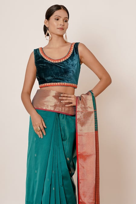 Aharin India_Blue Pure Handwoven Chanderi Lining Cotton And Shantoon Saree With Blouse _Online_at_Aza_Fashions