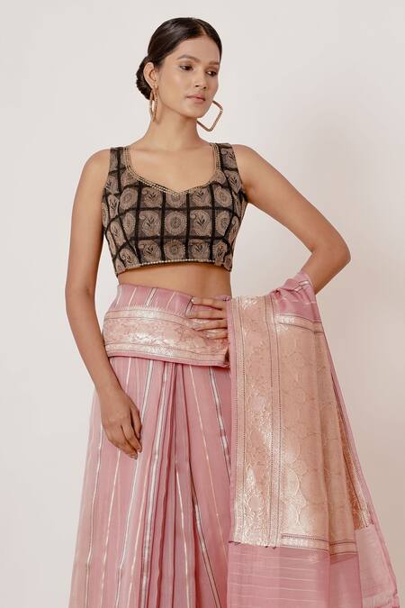 Aharin India_Pink Pure Silk Banarasi Organza Lining Cotton And Shantoon Saree With Blouse _Online_at_Aza_Fashions