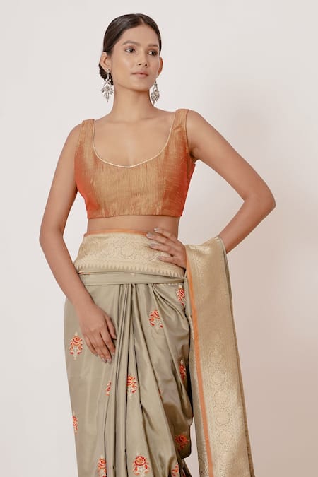 Buy_Aharin India_Green Pure Banarasi Silk Lining Cotton And Shantoon Floral Saree With Blouse_Online_at_Aza_Fashions