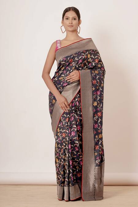 Aharin India Black Lining Cotton/shantoon, Pure Banarasi Silk Floral Saree With Blouse Online at Aza Fashions Aharin India_Black Lining Cotton/shantoon, Pure Banarasi Silk Floral Saree With Blouse _Online_at_Aza_Fashions