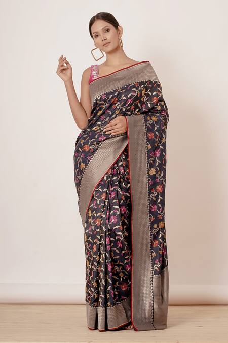 Buy Aharin India Black Lining Cotton/shantoon, Pure Banarasi Silk Floral Saree With Blouse Online at Aza Fashions Buy_Aharin India_Black Lining Cotton/shantoon, Pure Banarasi Silk Floral Saree With Blouse _Online_at_Aza_Fashions