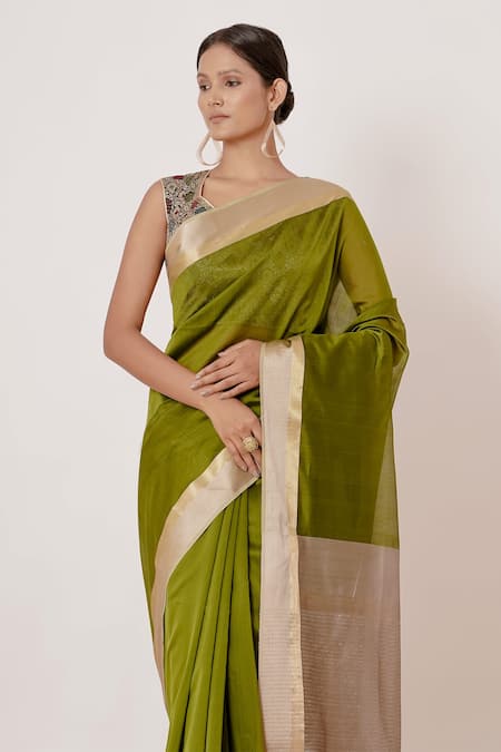 Aharin India_Green Brocade, Lining Cotton/shantoon, Pure Maheshwari Silk Saree With Blouse _Online_at_Aza_Fashions