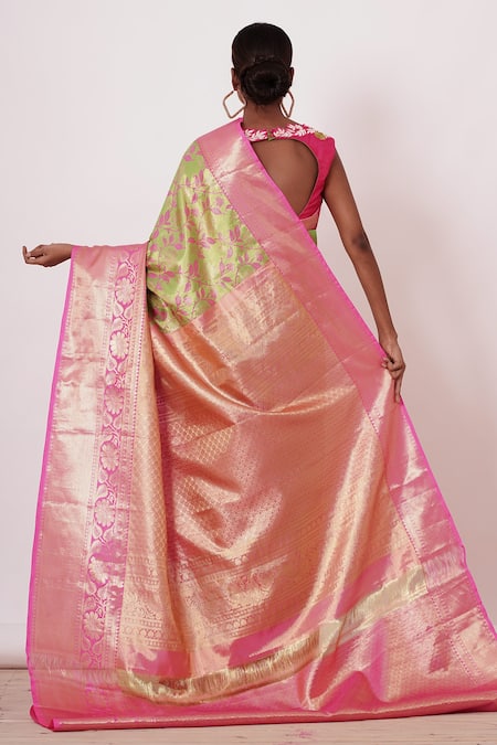 Shop Aharin India Green Lining Cotton/shantoon, Pure Dharamavaram Silk Woven Saree With Blouse at Aza Fashions Shop_Aharin India_Green Lining Cotton/shantoon, Pure Dharamavaram Silk Woven Saree With Blouse _at_Aza_Fashions