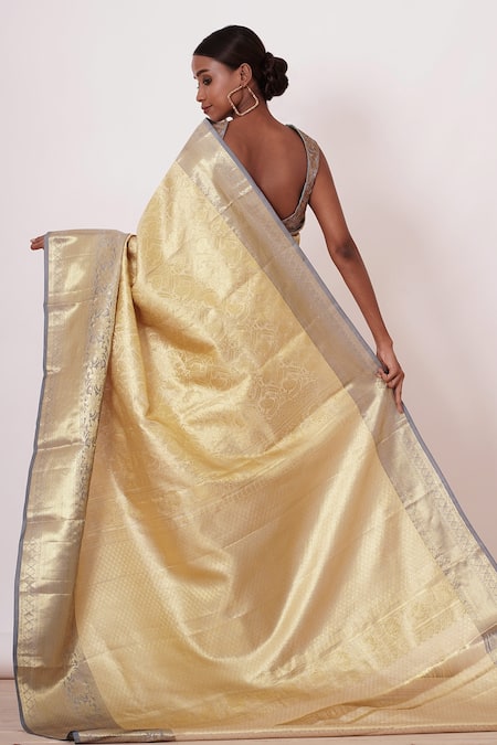 Aharin India Dharamavaram Silk Woven Saree With Blouse 