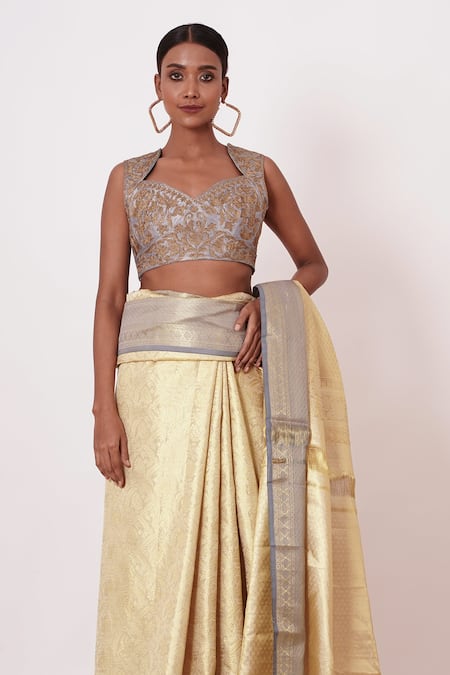 Buy Aharin India Ivory Lining Cotton/shantoon, Pure Dharamavaram Silk Woven Saree With Blouse Online at Aza Fashions Buy_Aharin India_Ivory Lining Cotton/shantoon, Pure Dharamavaram Silk Woven Saree With Blouse _Online_at_Aza_Fashions