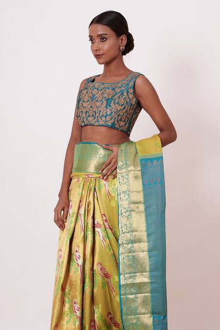 Buy_Aharin India_Green Lining Cotton/shantoon, Pure Dharamavaram Silk Woven Saree With Blouse_Online_at_Aza_Fashions