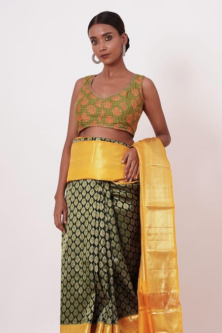 Buy Aharin India Green Lining Cotton/shantoon, Pure Dharamavaram Silk Floral Saree With Blouse Online at Aza Fashions Buy_Aharin India_Green Lining Cotton/shantoon, Pure Dharamavaram Silk Floral Saree With Blouse_Online_at_Aza_Fashions