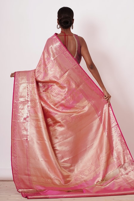 Aharin India Dharamavaram Silk Saree With Quilted Blouse 