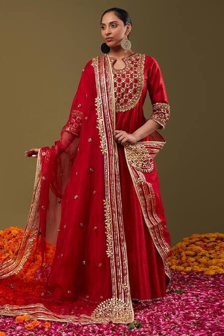Preeti S Kapoor Maroon Anarkali Dupion, Dupatta Organza, Pant Lycra Gota Embroidered Set Online at Aza Fashions Preeti S Kapoor_Maroon Anarkali Dupion, Dupatta Organza, Pant Lycra Gota Embroidered Set _Online_at_Aza_Fashions