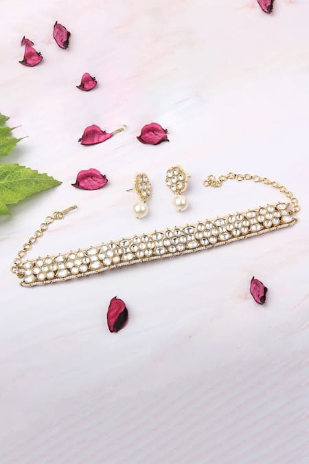 Auraa Trends_Gold Plated Imitation Diamonds Kundan Embellished Choker Set _Online_at_Aza_Fashions