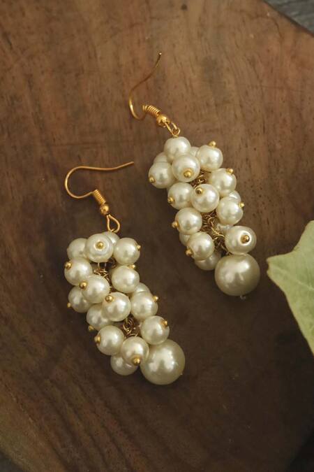 24k Gold Plated Simple Pearl Dangle Earrings, White Pearl Earrings, Pe –  CroatianJewelryCraft